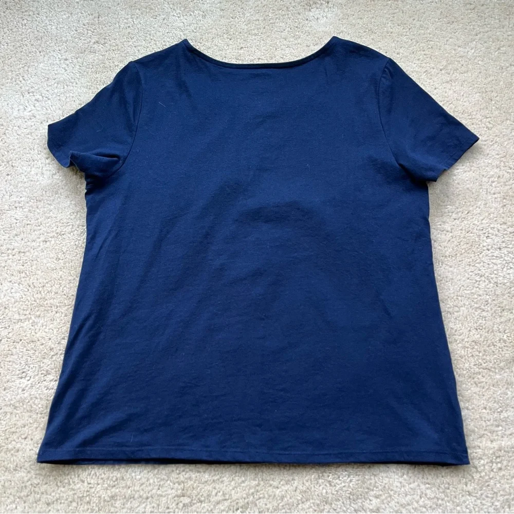 Croft & Barrow Women’s Navy Blue Eyelet Short Sleeve Top - Size M - VGUC